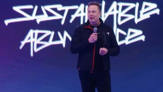 Акционерите в Tesla одобриха премията от 1 трилион долара за Илон Мъск