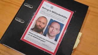 Ян Марсалек и българските му шпиони изскочиха и от мрежа за пране на милиарди долари