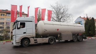 Лондон добави фирмите на "Лукойл" за корабно и авиогориво в санкционните си изключения за България