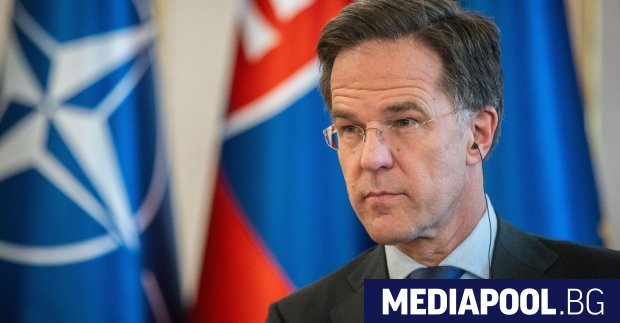Генералният секретар на НАТО Марк Рюте предупреди че светът е