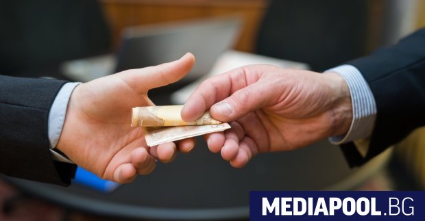 Корупция има навсякъде Никое правителство полиция или прокуратура не е