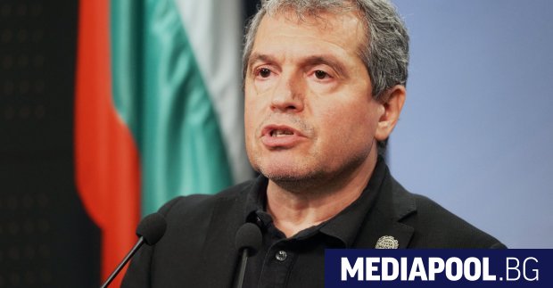 След като премиера Росен Желязков обяви че правителството подава оставка