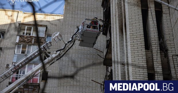 Руски атаки с дронове прекъснаха тока в северния украински град