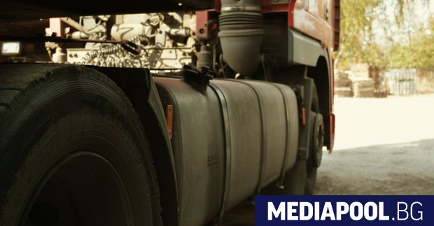 Граничните пунктове с Гърция отново работят нормално за товарни автомобили