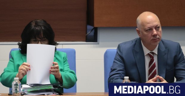 Първа точка от дневния ред в програмата на парламента е