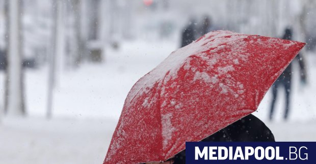 На втория ден от Коледа според Юлианския календар Сърбия осъмна