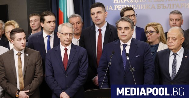 Тази оставка е първата стъпка към това България да стане