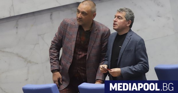 Депутатът Андрей Чорбанов напусна парламентарната група на Има такъв народ