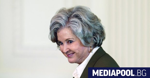 Американското списание Vanity Fair публикува обширен материал  и посветен на