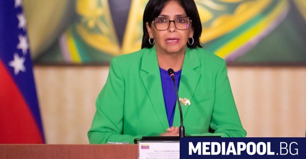 Вицепрезидентът на Венецуела Делси Родригес беше назначена за временен ръководител
