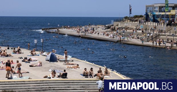 Южните части на Австралия са засегнати от гореща вълна в