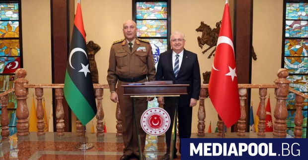 Частен самолет в който са пътували началникът на Генералния щаб