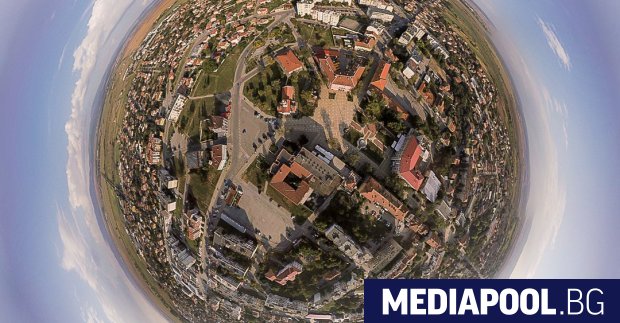 Община Елин Пелин съобщи че организира международен конкурс за идеен