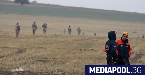 Черната кутия извадена от самолетната катастрофа в Турция при която