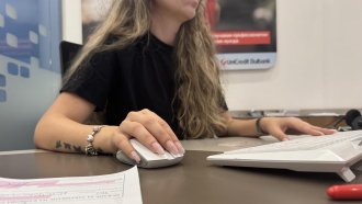 Банковата асоциация: Левовете се обменят без такси до 30 юни