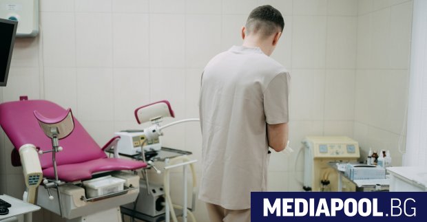 Гинекологът д р Венелин Иванов и съпругата му са задържани