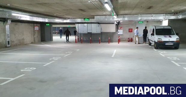 Два от паркингите към метрото в София които можеше да