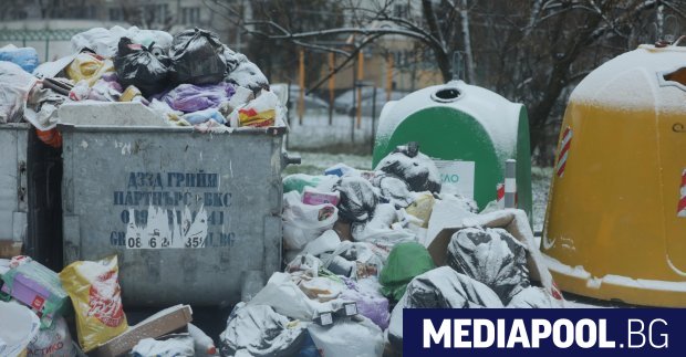 Временните решения за чистенето на части от София може и