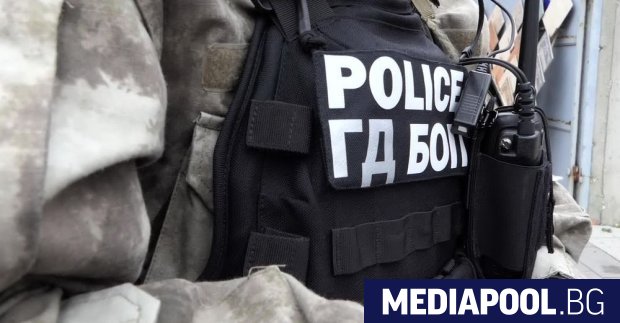 Мъж и жена са арестувани в свищовското село Царевец по