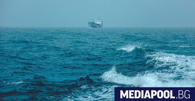 Прогрес танкер с голям капацитет превозващ 720 000 барела приблизително