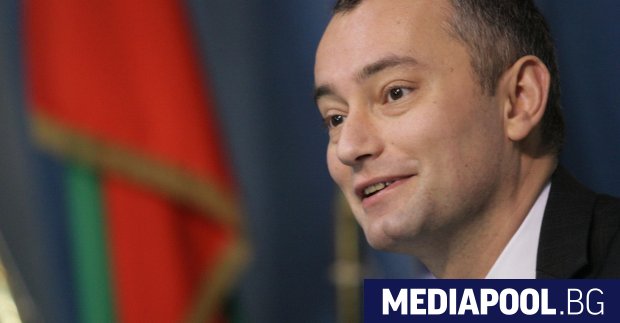 Българският дипломат Николай Младенов лично е подбрал членовете на 14