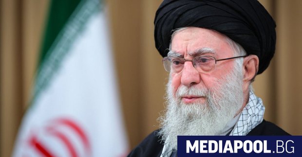 На фона на масовите протести обхванали Ислямската република ръководството на