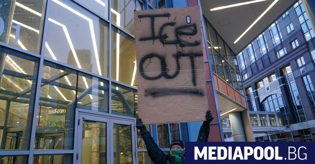 Американски съдия снощи временно блокира неотдавна обявена политика на администрацията