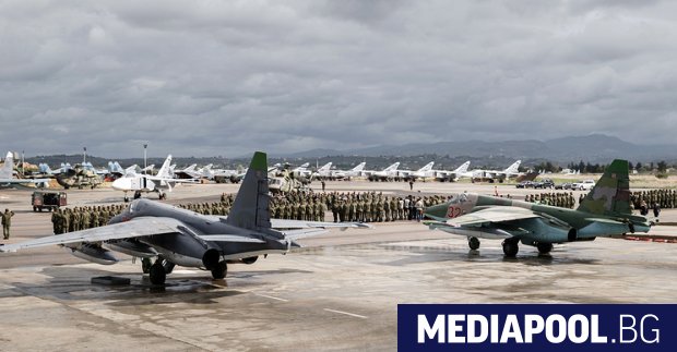 Русия изтегля войски от летище в Североизточна Сирия с което