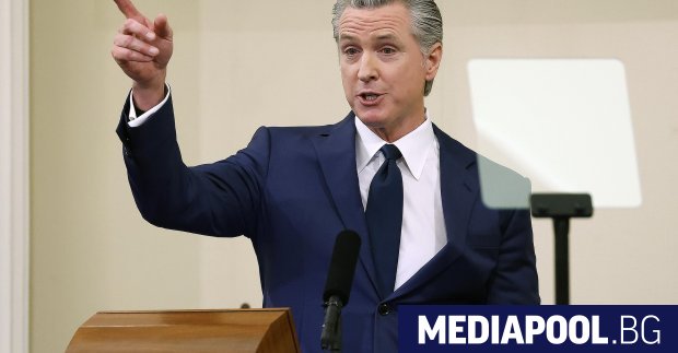 Губернаторът на американския щат Калифорния Гавин Нюсъм обвини администраторите на