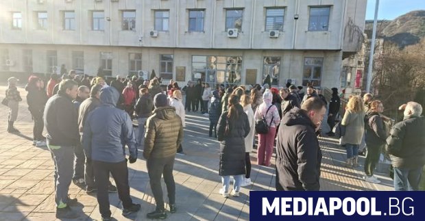 Трети ден хиляди жители на Асеновград са без вода Причината