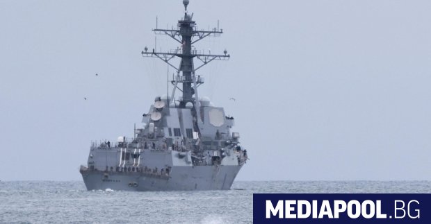 Армада от американски военни кораби се насочва към Иран обяви