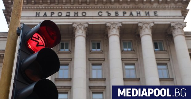 Провали се планът на партии от мнозинството ГЕРБ ИТН БСП