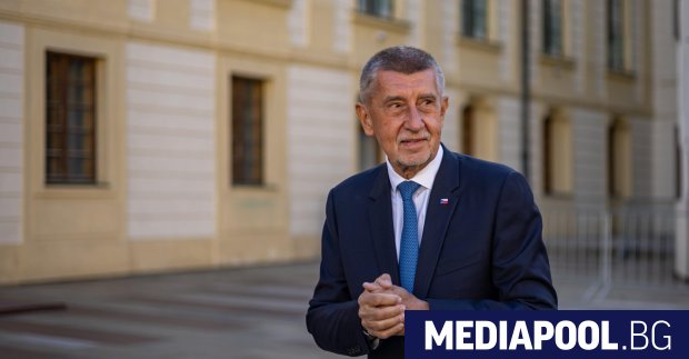 Чехия няма да продава или да дарява леки изтребители на