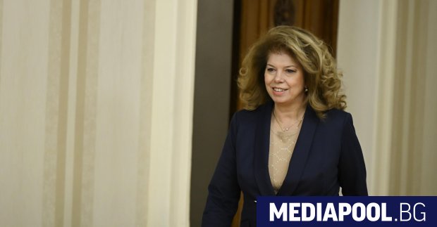 Президентът Илияна Йотова продължава консултациите си днес с потенциалните кандидати