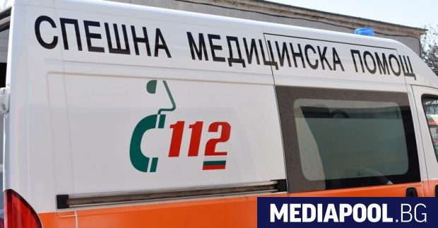 Камион се вряза в опашката от чакащи тирове на няколко