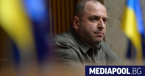 Главният украински преговарящ Рустем Умеров съобщи че разговорите с американски