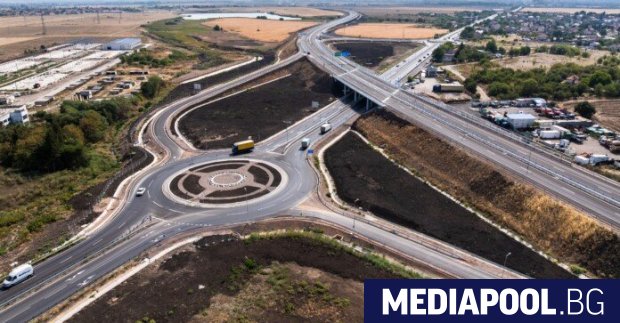 Магистралите са кръвоносната система на една страна за развитието на