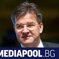 Аферата Епстийн доведе до оставка в правителството на Словакия Мирослав