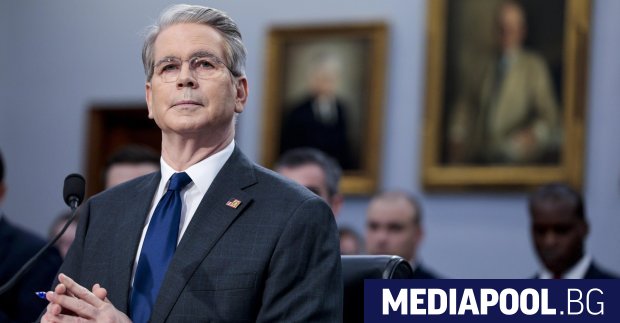 Слабостта на Европа обуславя необходимостта САЩ да контролират Гренландия заради