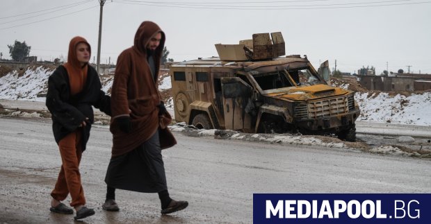 Сирийската армия съобщи че е отворила хуманитарен коридор към Кобане