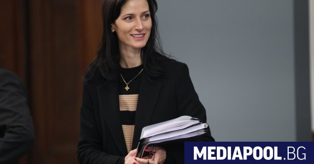 След неуспехите да стане зам генерален секретар на НАТО и