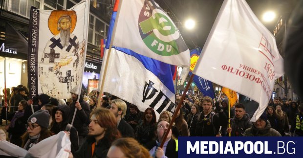 Хиляди граждани отново излязоха на антиправителствен протест в сръбската столица