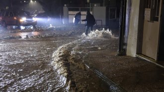 Двама загинаха при буря в Гърция