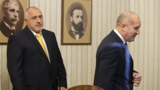 Разбра се как Бойко Борисов се готви да оцелее