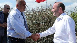 Борисов казал на Вебер, че България влязла в Съвета на Тръмп заради "специални проблеми", но няма да го ратифицира