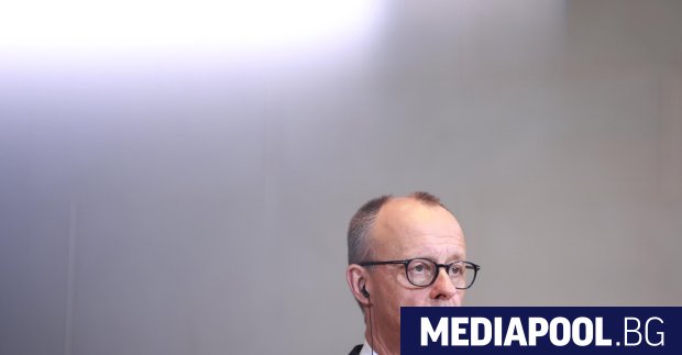 Мнозинството от германците подкрепят организирането на преки разговори между канцлера