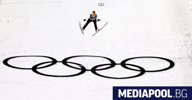 Пет комплекта медали бяха раздадени в първия ден на Зимните