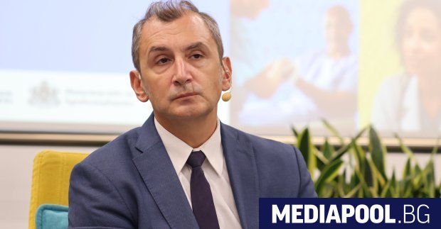 Доц Михаил Околийски e уважаван експерт в областта на общественото