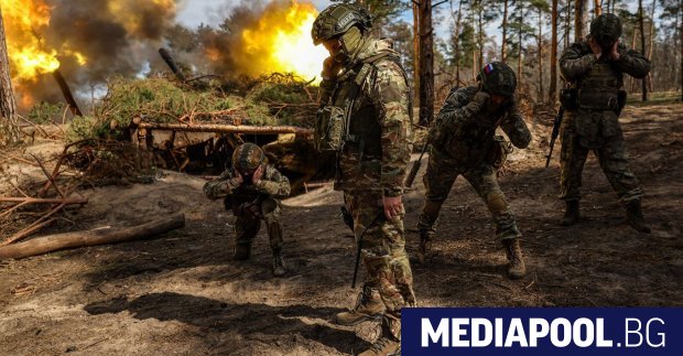 Руски командири в Украйна принуждават подчинените си да им плащат