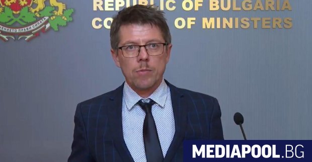 Вицепремиерът по честни избори Стоил Цицелков обяви че ще подаде